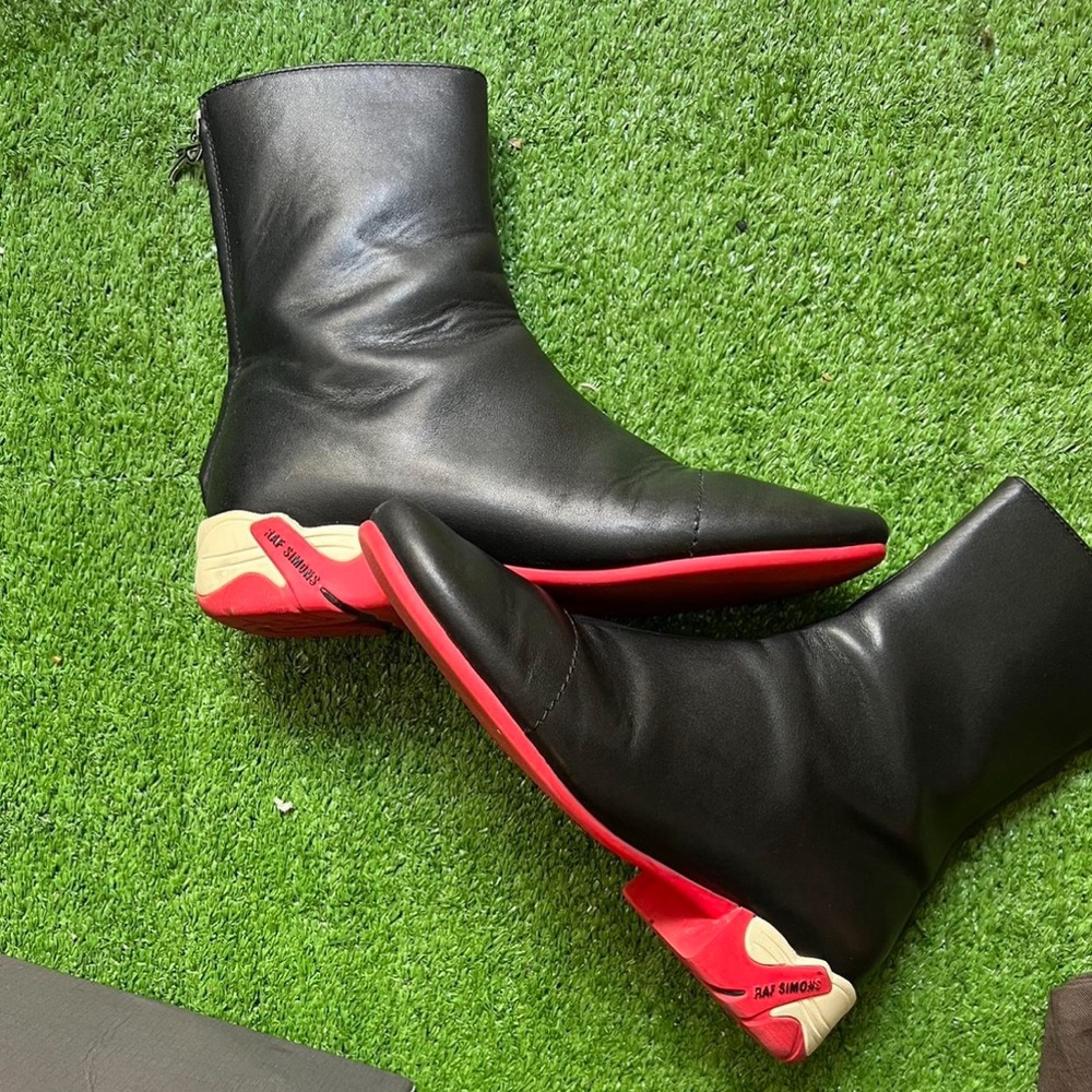 RAF SIMONS BLACK SOLARIS BOOTS